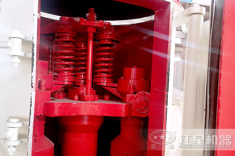 雷蒙磨粉機內(nèi)部結(jié)構(gòu) 雷蒙磨粉機內(nèi)部結(jié)構(gòu)