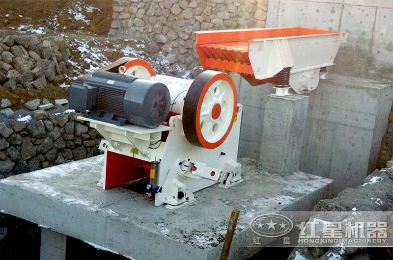 HD86鄂式破碎機(jī) HD86鄂式破碎機(jī)