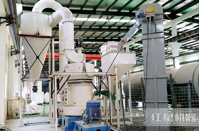 雷蒙磨粉機環(huán)保現(xiàn)場圖 雷蒙磨粉機環(huán)保現(xiàn)場圖