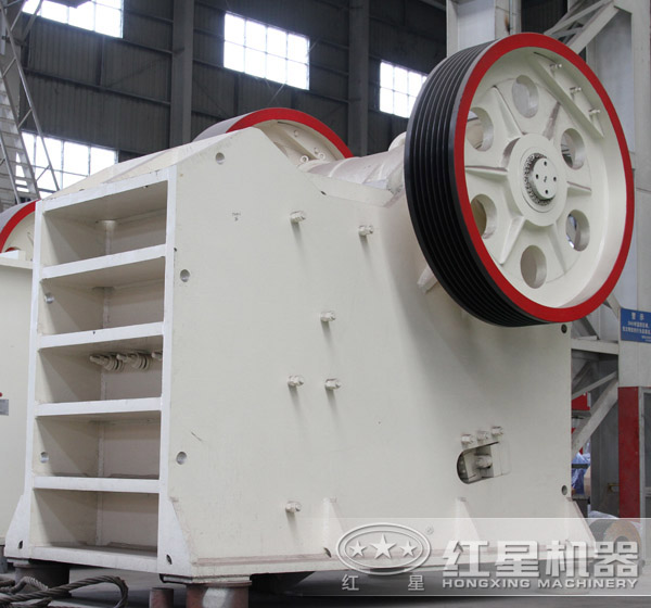 大型顎式破碎機 大型顎式破碎機
