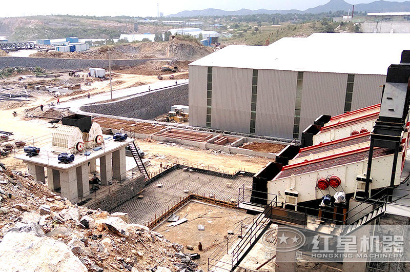 2臺重錘式破碎機安裝現場 2臺重錘式破碎機安裝現場