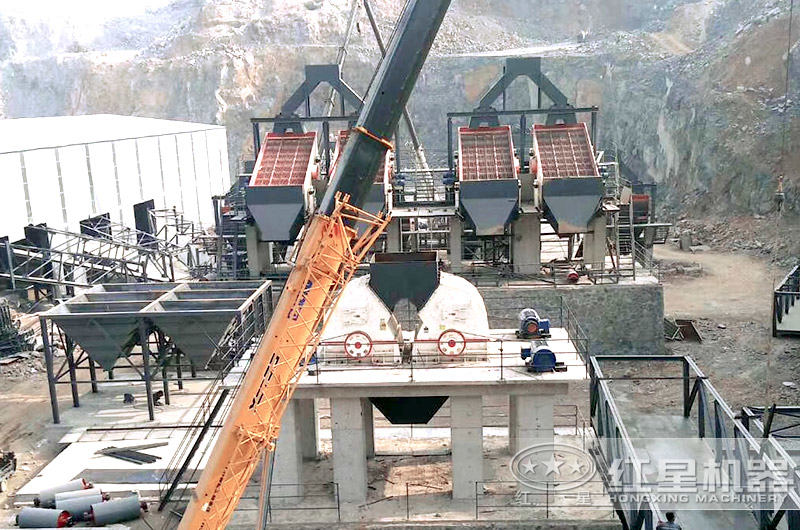 重錘式破碎機施工現場 重錘式破碎機施工現場