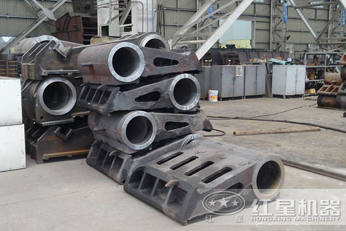 紅星機器大型鄂式破碎機配件區 紅星機器大型鄂式破碎機配件區